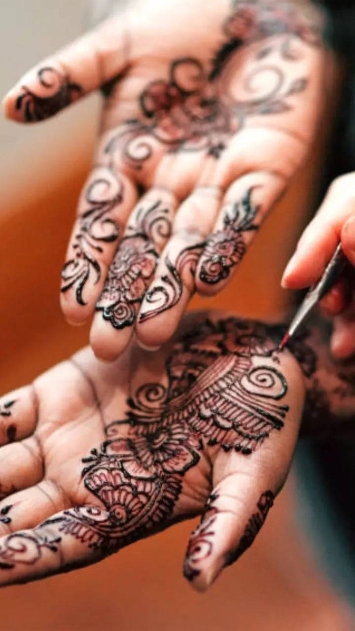 karwa chauth mehndi design 2023,easy karwa chauth mehndi design, AS  Creation | Full hand mehndi designs, Mehndi designs for hands, Simple mehndi  designs