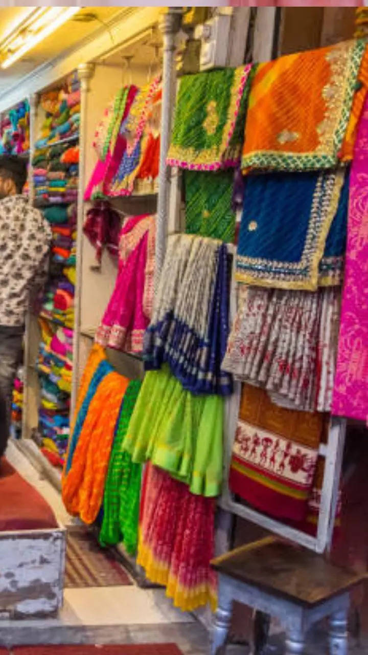 Which is the best place to buy sarees in Mumbai? - Quora