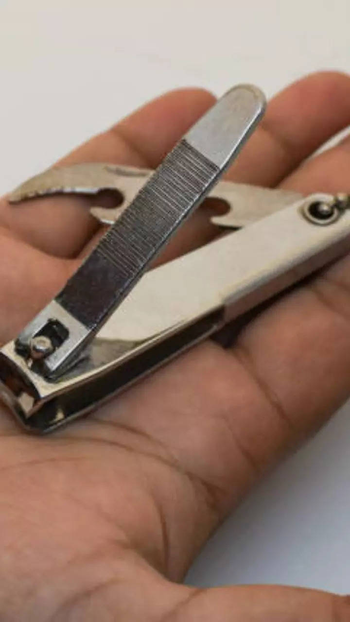 Amazon.com: 5in1 Multi Tool Nail Clippers,Nose Hair Scissors,Nail  Files,Multi Purpose Pocket Knife,Screwdriver,Key Chain for Mini Multi Nail  Clippers,Travel,Fishing,Hiking,Camping : Beauty & Personal Care