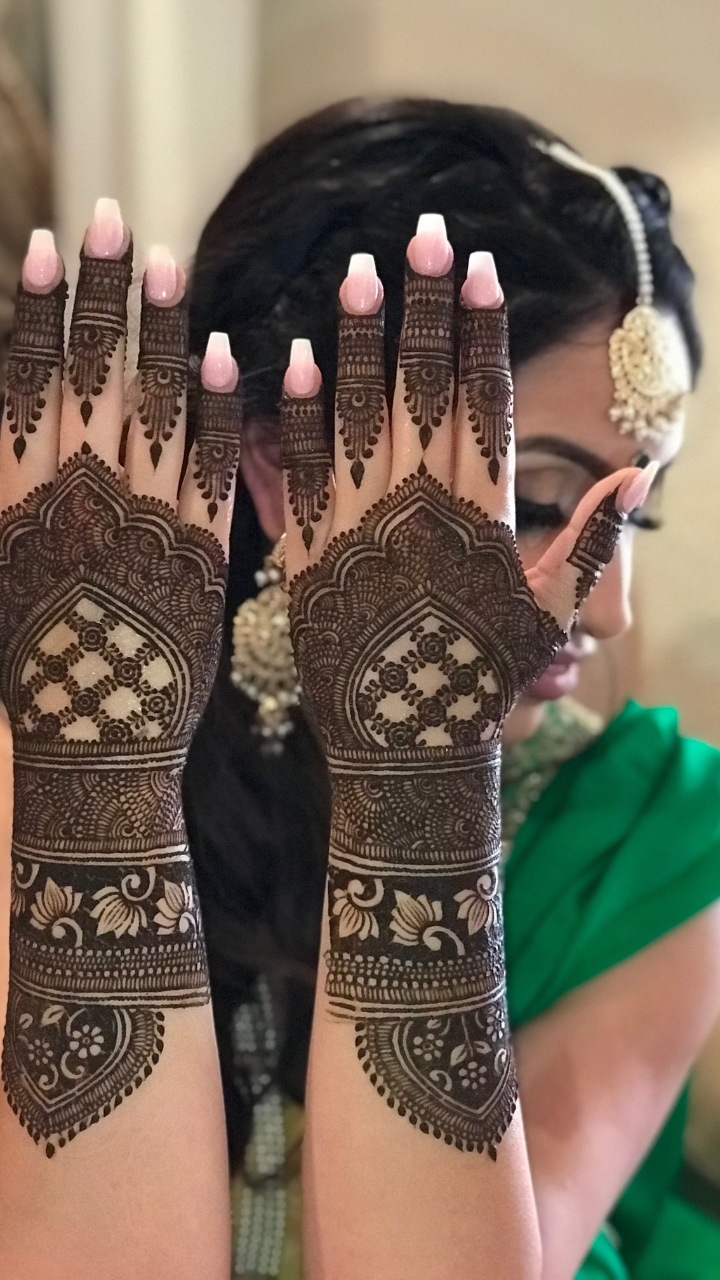 Mehndi Designs| Trending Henna Designs | Bharwa mehndi designs | Henna  designs, Dulhan mehndi designs, Mehndi designs