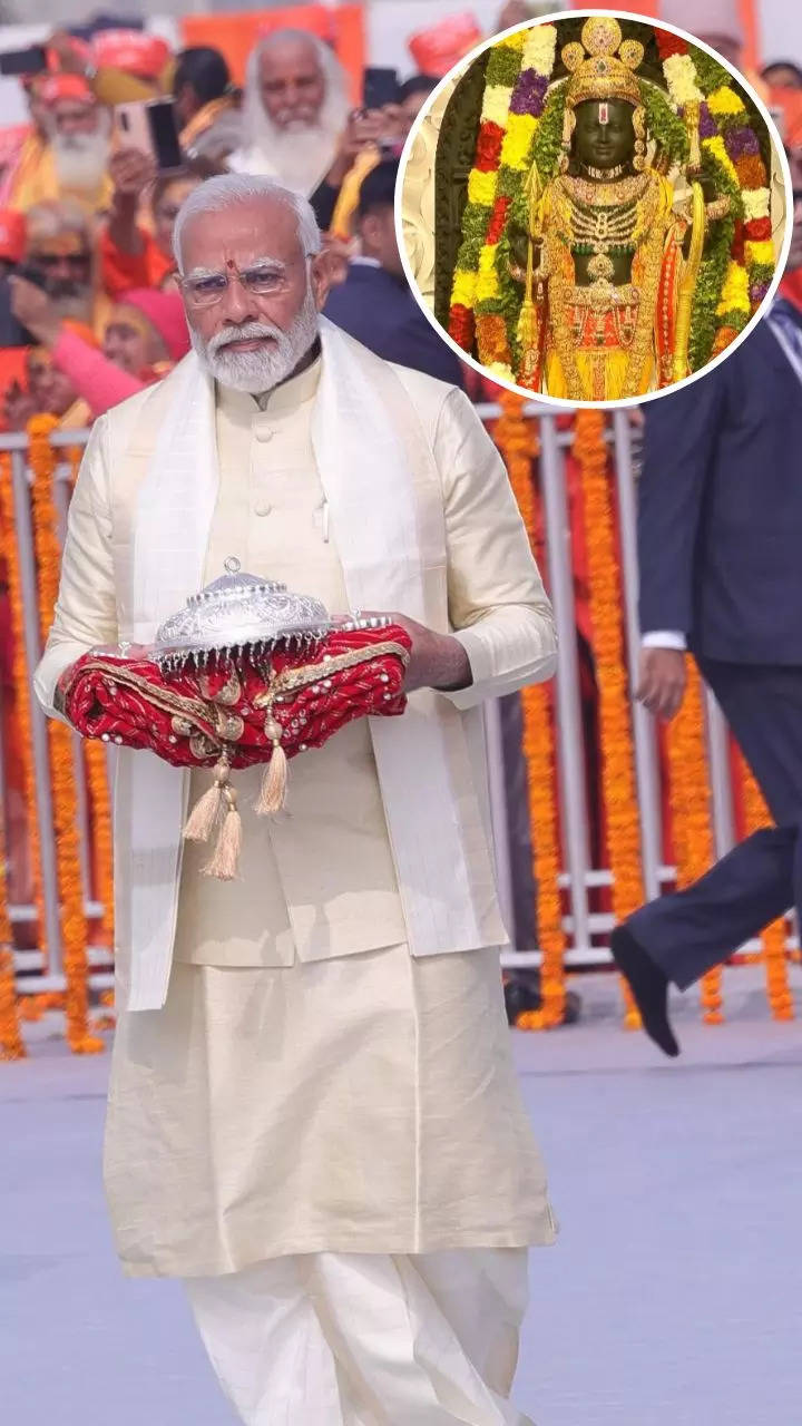 PM Narendra Modi Dress Outfit For Ram Mandir Pran Pratishtha Rituals  Ayodhya First Image- धोती-कुर्ता पहन पूजा में बैठे PM मोदी, प्राण प्रतिष्ठा  पर कैसा है प्रधानमंत्री का पहनावा ...