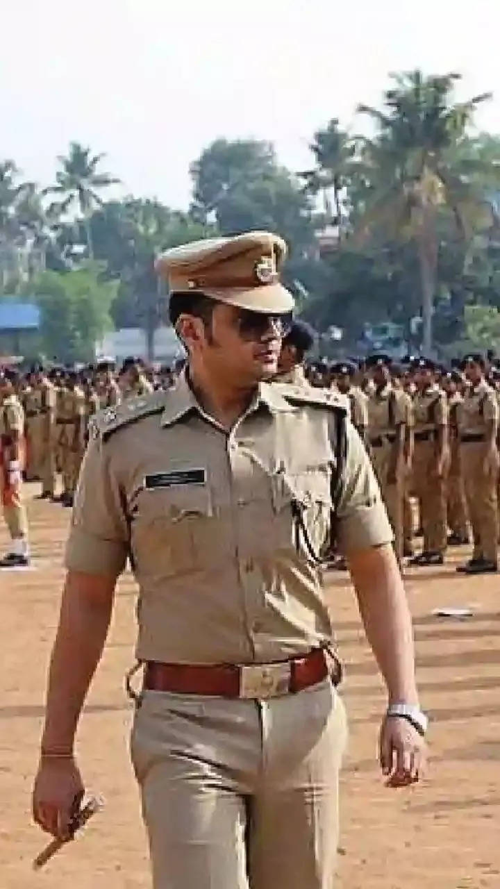 Satyameva Jayate 🫡 #ips #police#ipsofficer #khakhi #goodvibes #uniform # upsc #ias #upscmotivation #upscaspirants #upscexam #lawenf... | Instagram