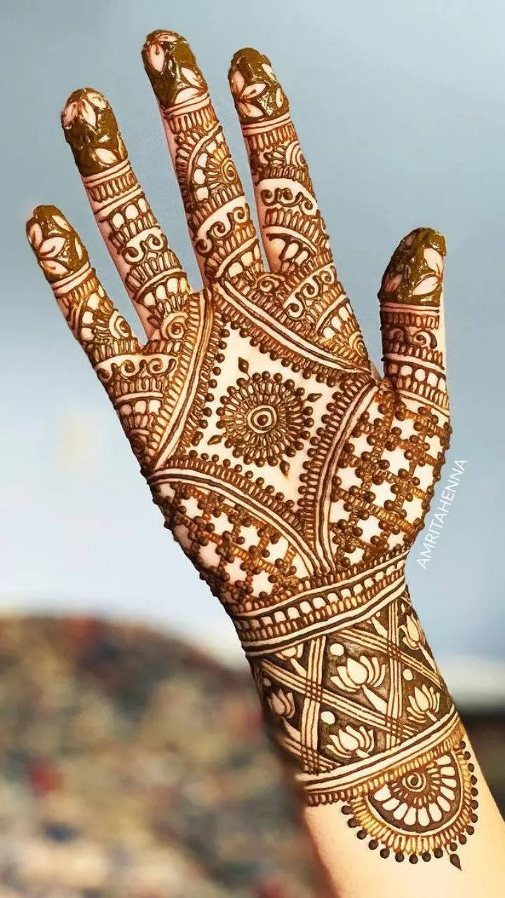 Pin by Kalpana Pun on Bridal mehendi | Rajasthani mehndi designs, Mehndi  design images, Mehndi designs