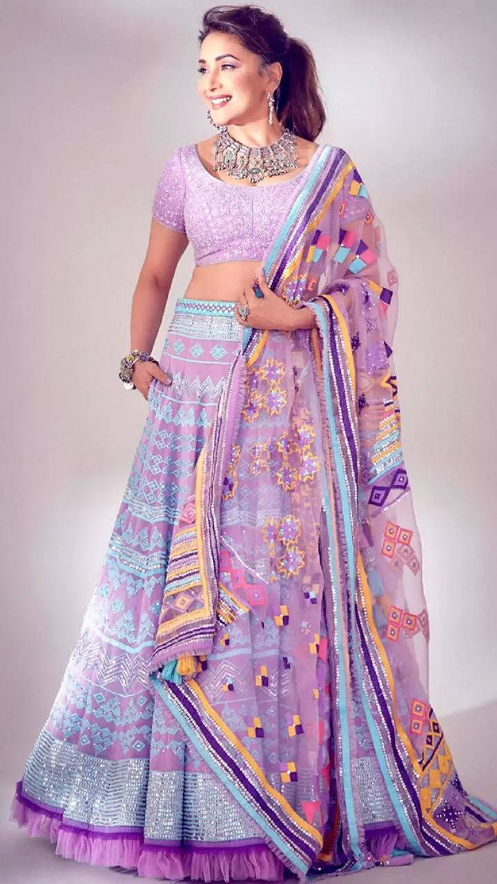 Latest Trendy Pattern Lehenga With Blouse Design With Stitching-BSRIOT –  Weavesmart