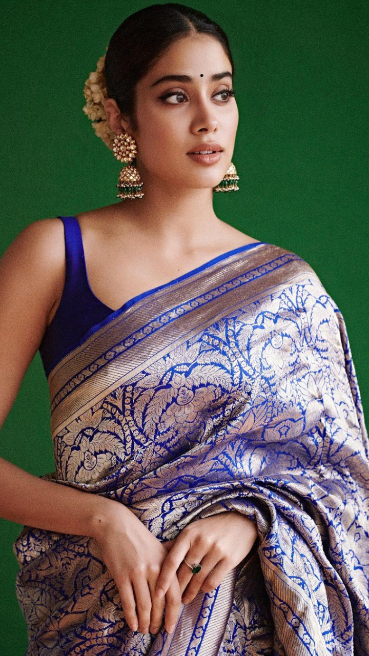 Silk Saree Blouse Designs: Silk Saree Blouse Designs back neck ...