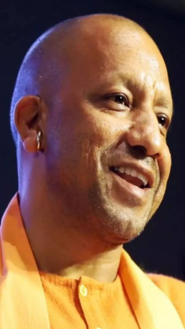 Shri Yogi Aditya Nath CM- Uttar Pradesh - http://ow.ly/zuBc50jYbwp #earrings  #earring #earringsoftheday #jewelry #fashion #accessories #earringaddict  #earringstagram #fashionista #girl #stylish #love #beautiful #piercing  #piercings #pierced #cute ...