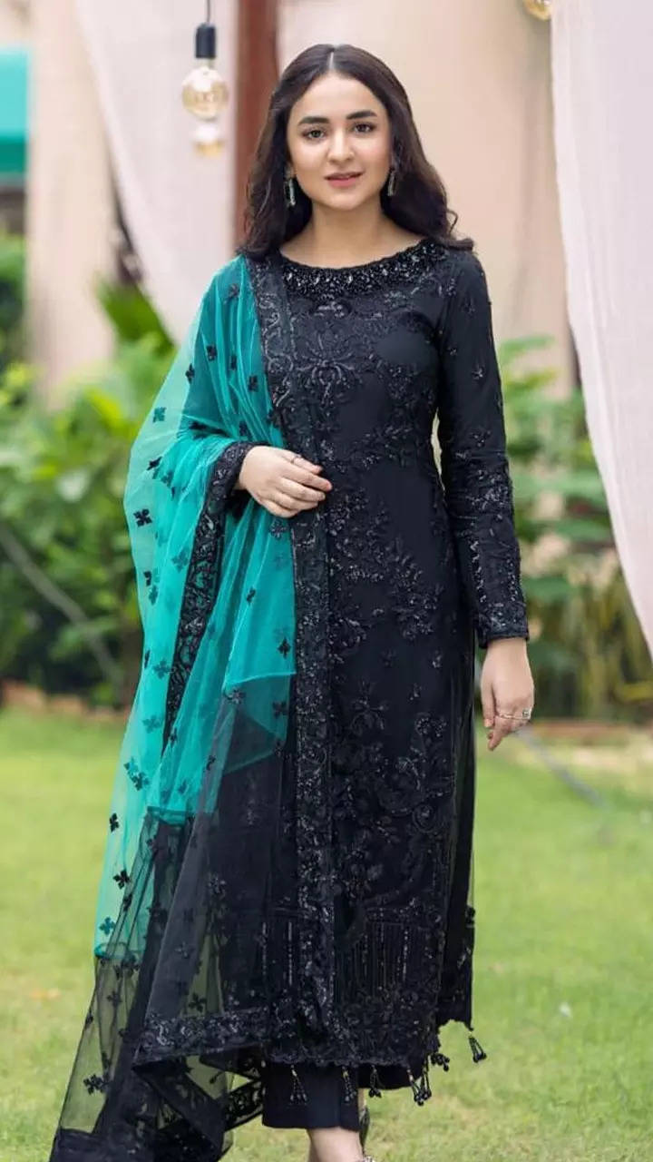 740 Best black ideas in 2024 | stylish dresses, pakistani dress design,  stylish dress designs