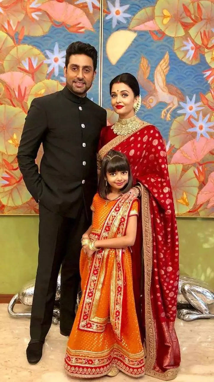 Abhishek, Aishwarya at Akash Ambani and Shloka Mehta's Wedding! | Pink  lehenga, Hair stayl, Saree designs