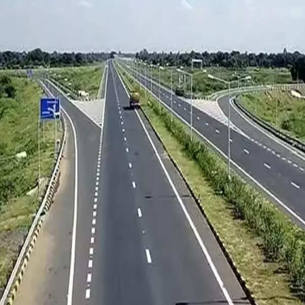 यमुना एक्सप्रेस वे नहीं, ये है देश का सबसे लंबा ExpressWay