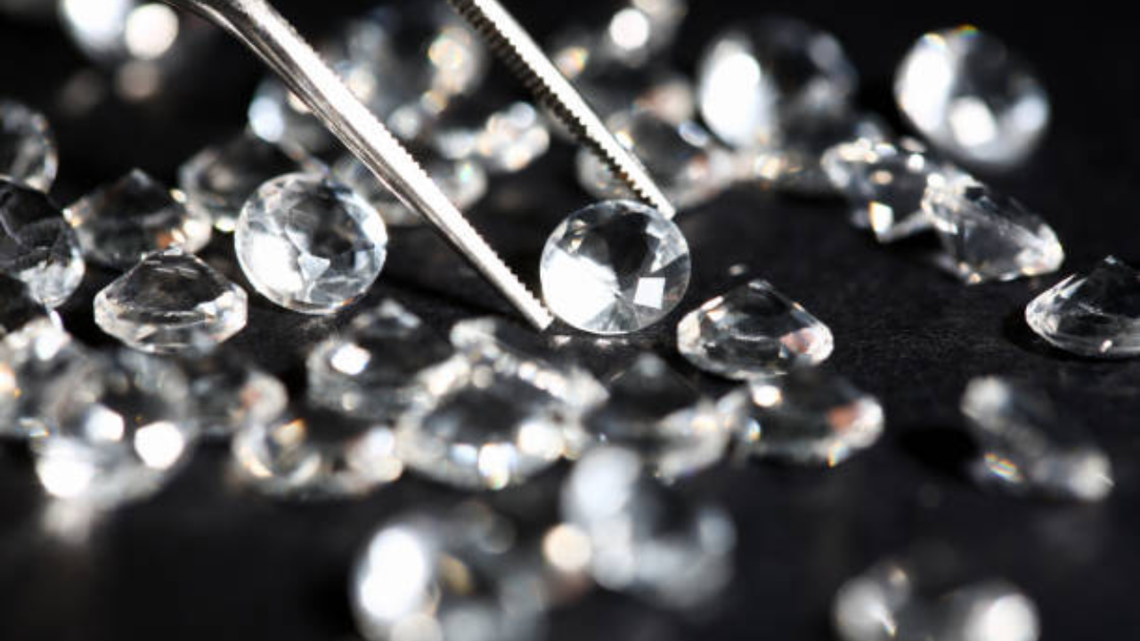 Sanctions on Russian Diamond