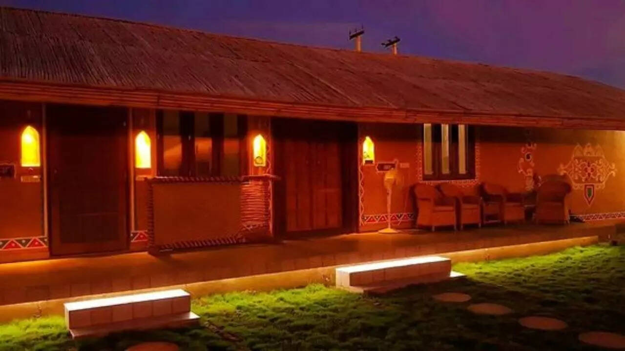 Kumar Vishwas Luxurious House in Hometown Kumar Vishwas Luxurious