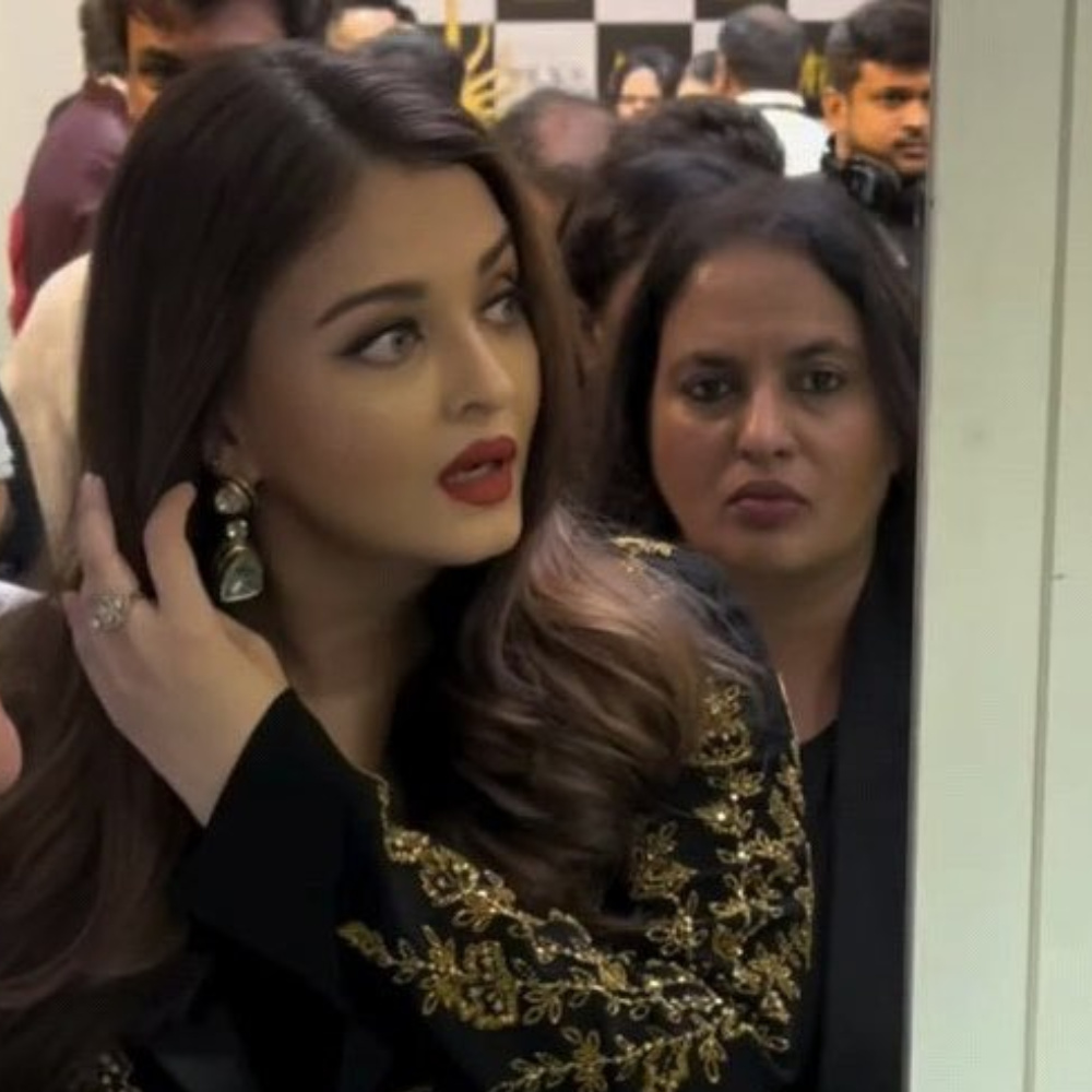 Glow was seen on Aishwarya's face