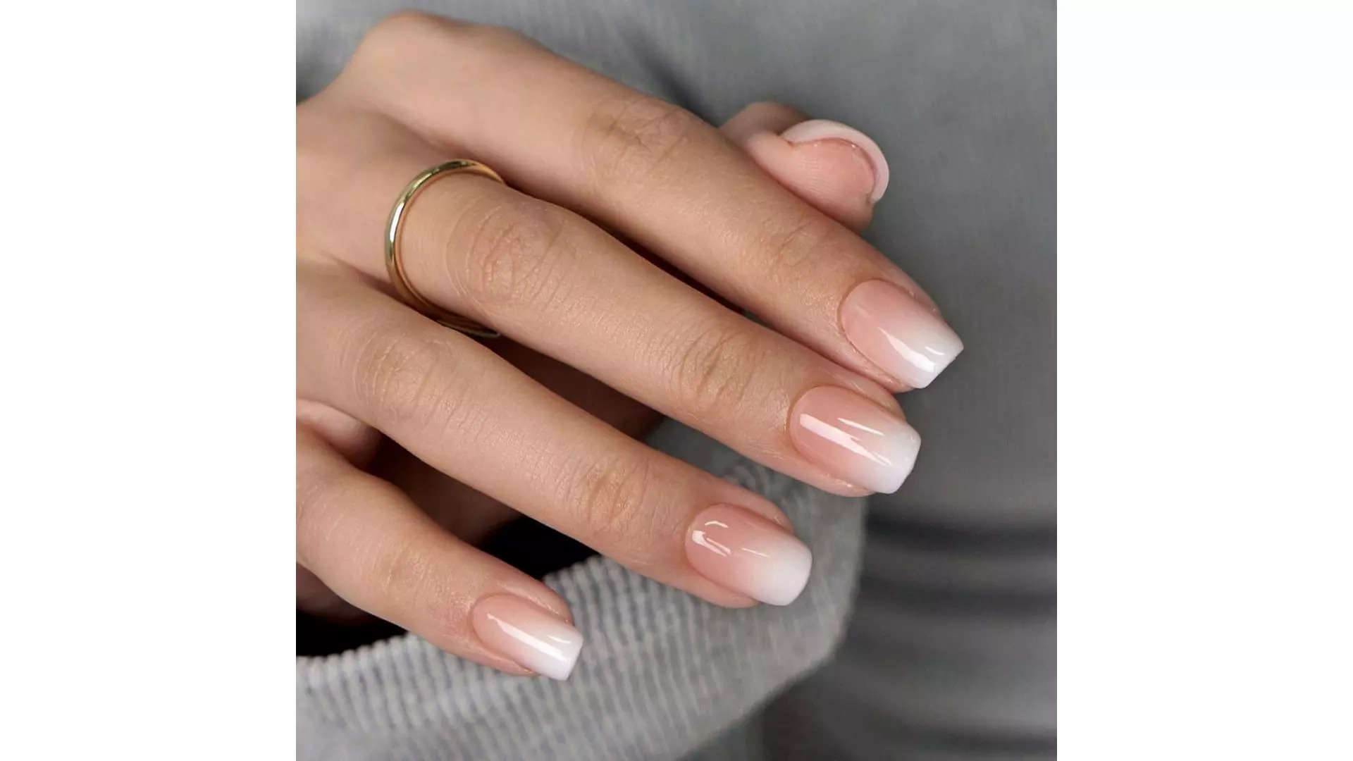 KLOSS BEAUTY French Ombre Short Square Press On Nails Ombre Effect 