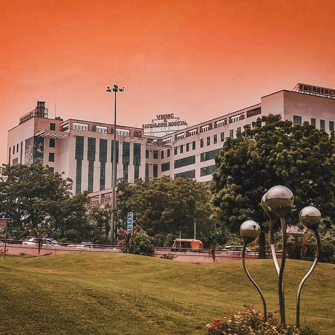 how-many-mbbs-seats-in-aiims-delhi-hostel-fees-mbbs-cheapest-college