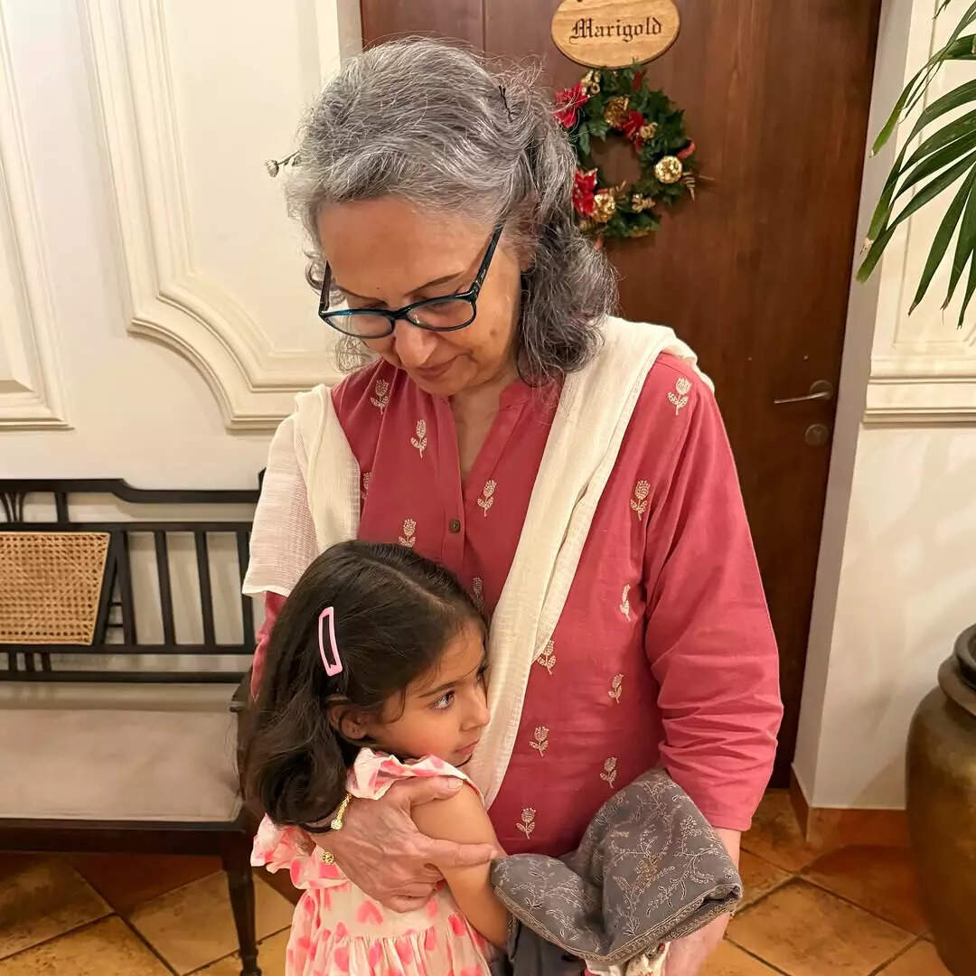 Soha's daughter with her grandmother