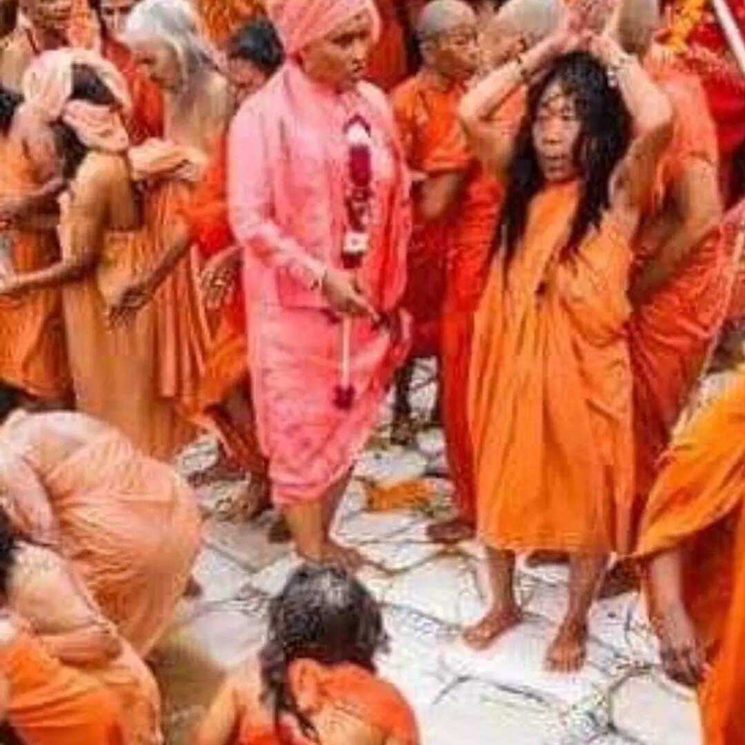 तोड़ने पड़ते हैं अपने बाल