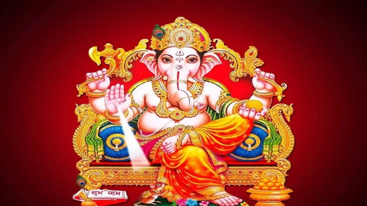 Ganesh Ji Ki Aarti in Hindi Jai Ganesh Jai Ganesh Deva Aarti ...