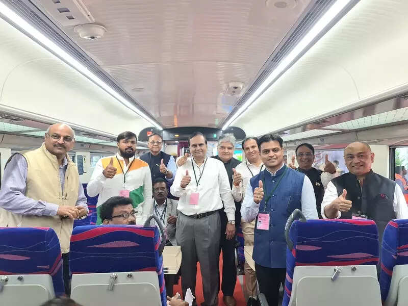 vande bharat train