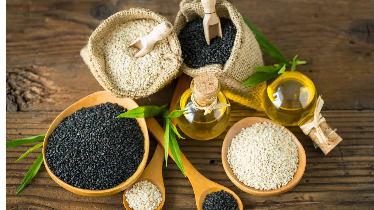 sesame-seeds-health-benefits-in-winter-season-in-hindi