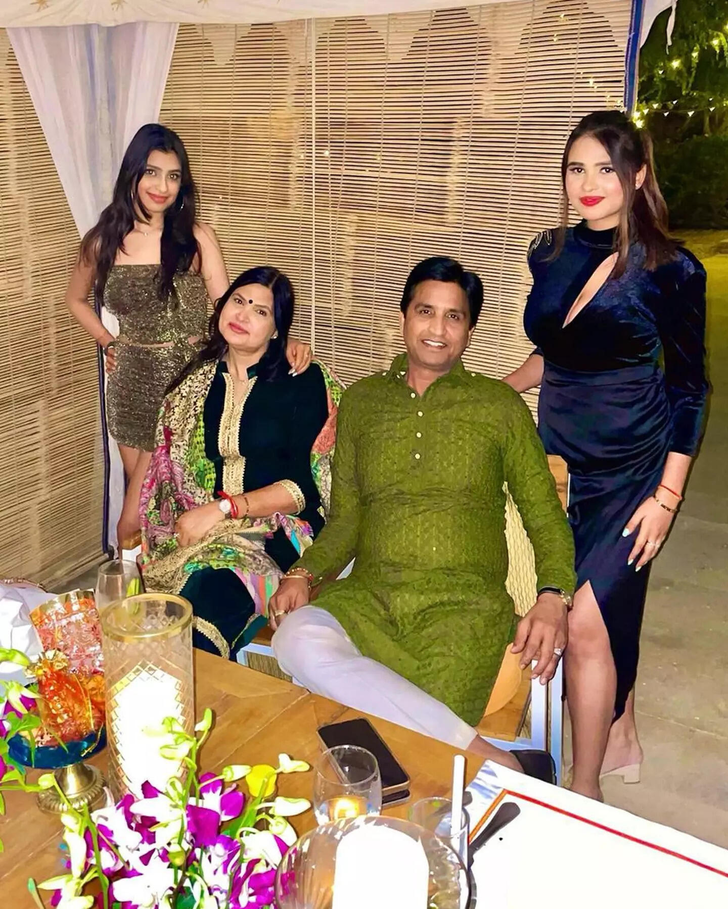 Kiara Advani से भी ज्यादा क्यूट हैं Kumar Vishwas की बेटी अग्रता, क्या