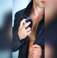 Perfume vs deo Perfume or deodrant which is better, deodrant and