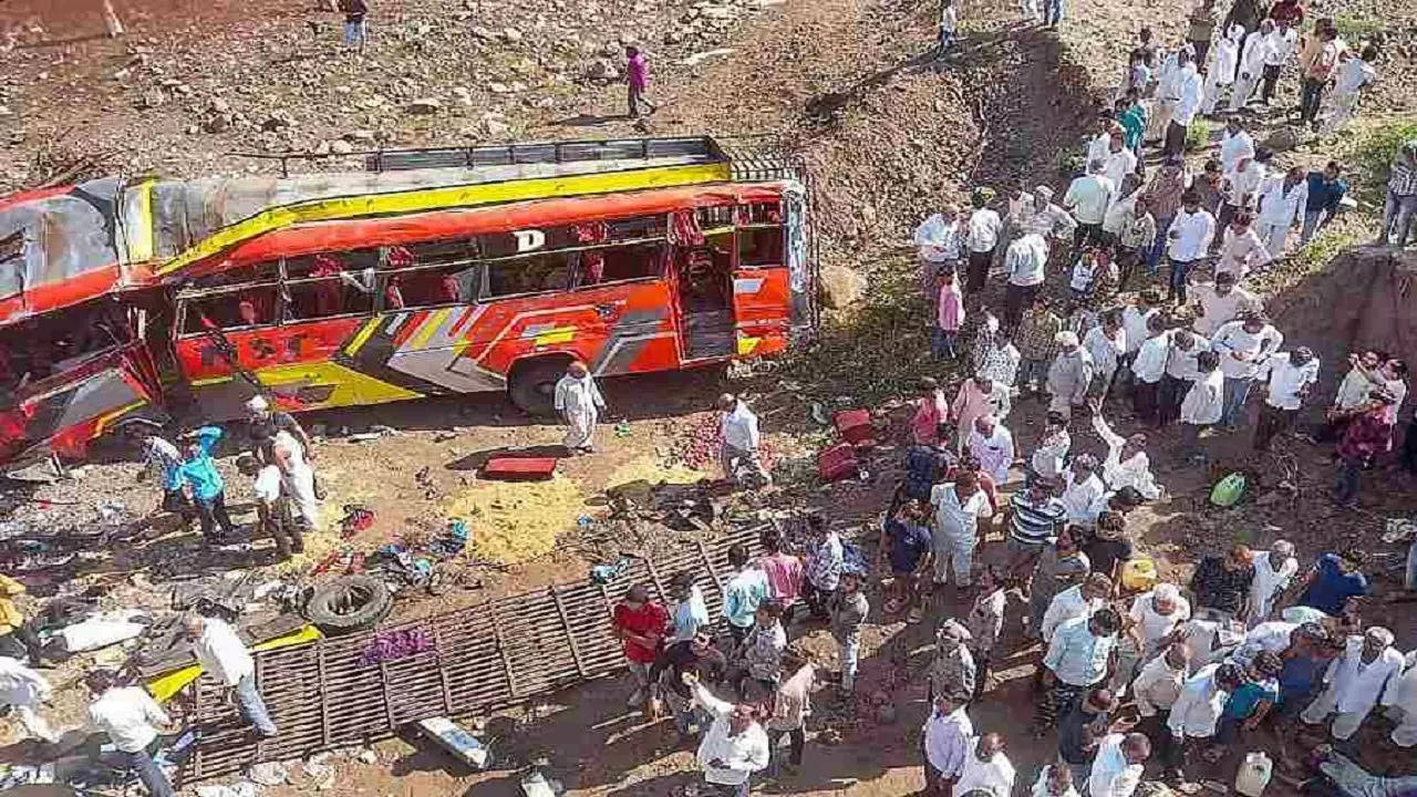 Khargone bus accident