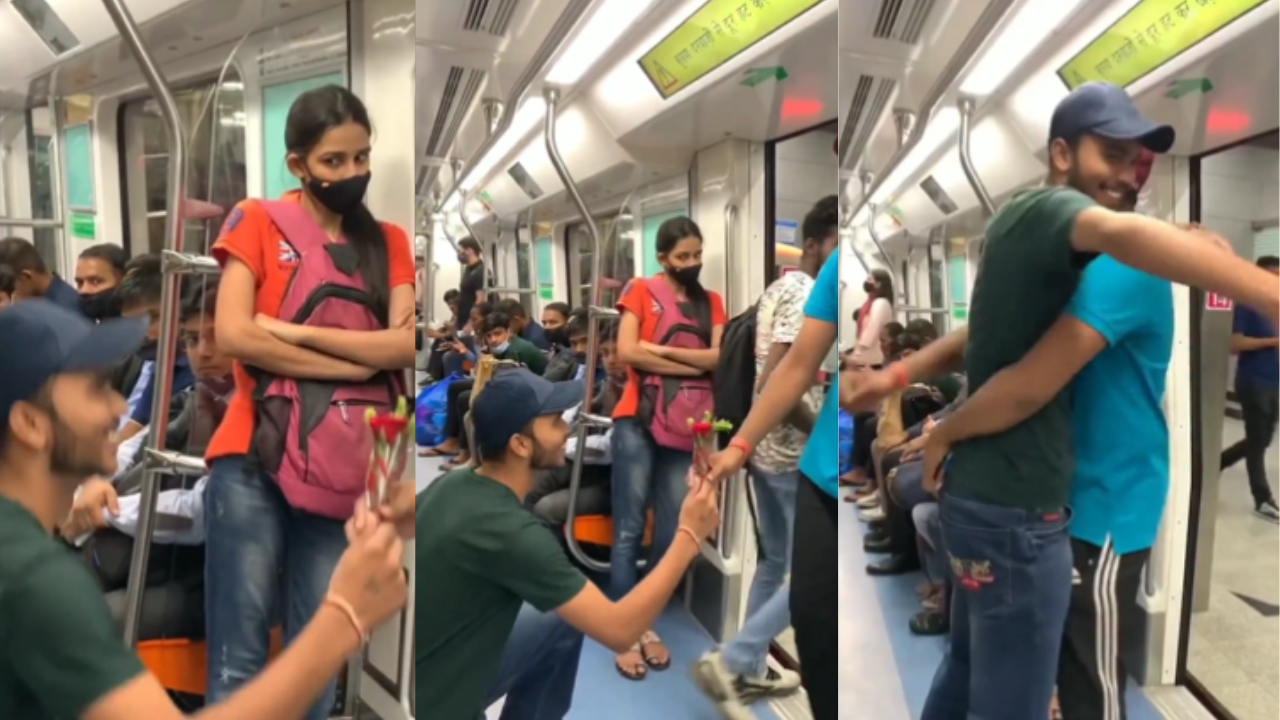 Boy Proposed To Boy In Delhi Metro