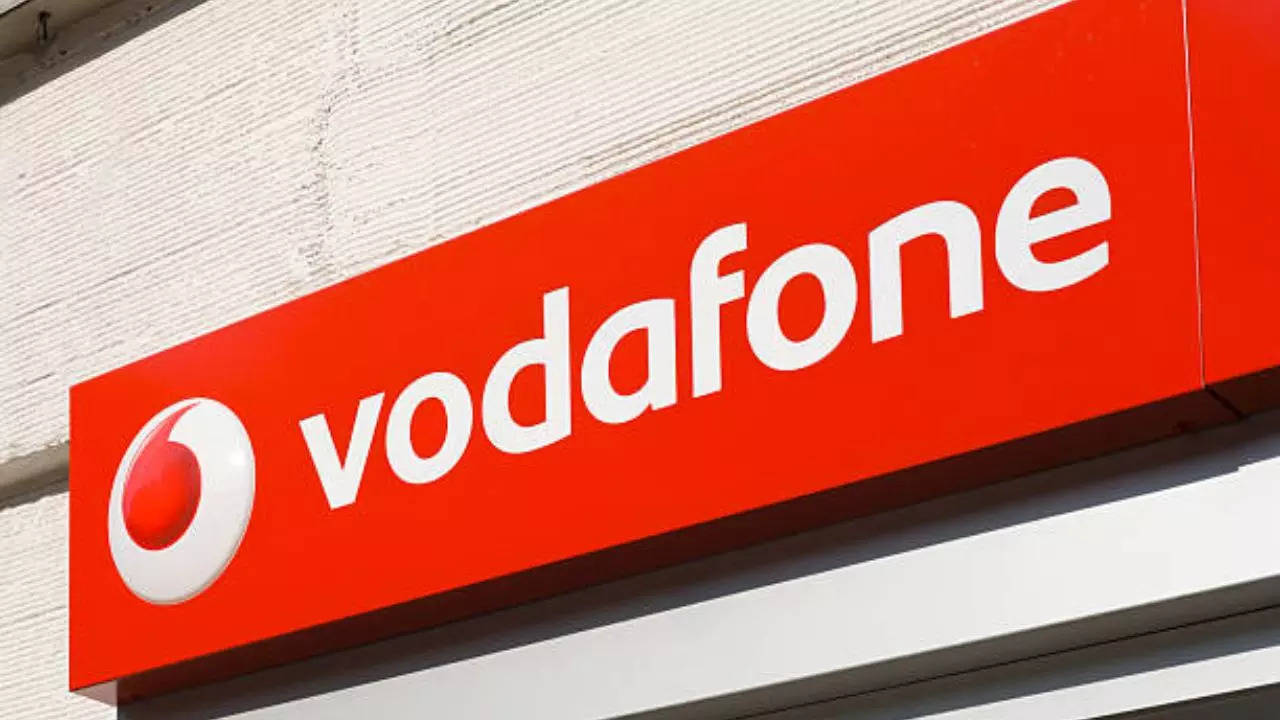 Vodafone To Cut 11000 Jobs