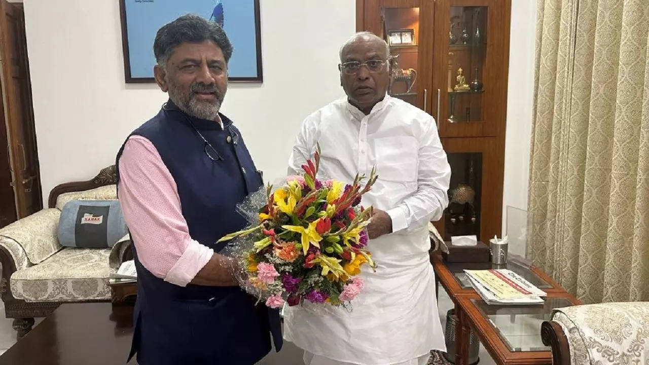 karnataka cm, congress, dk shivakumar