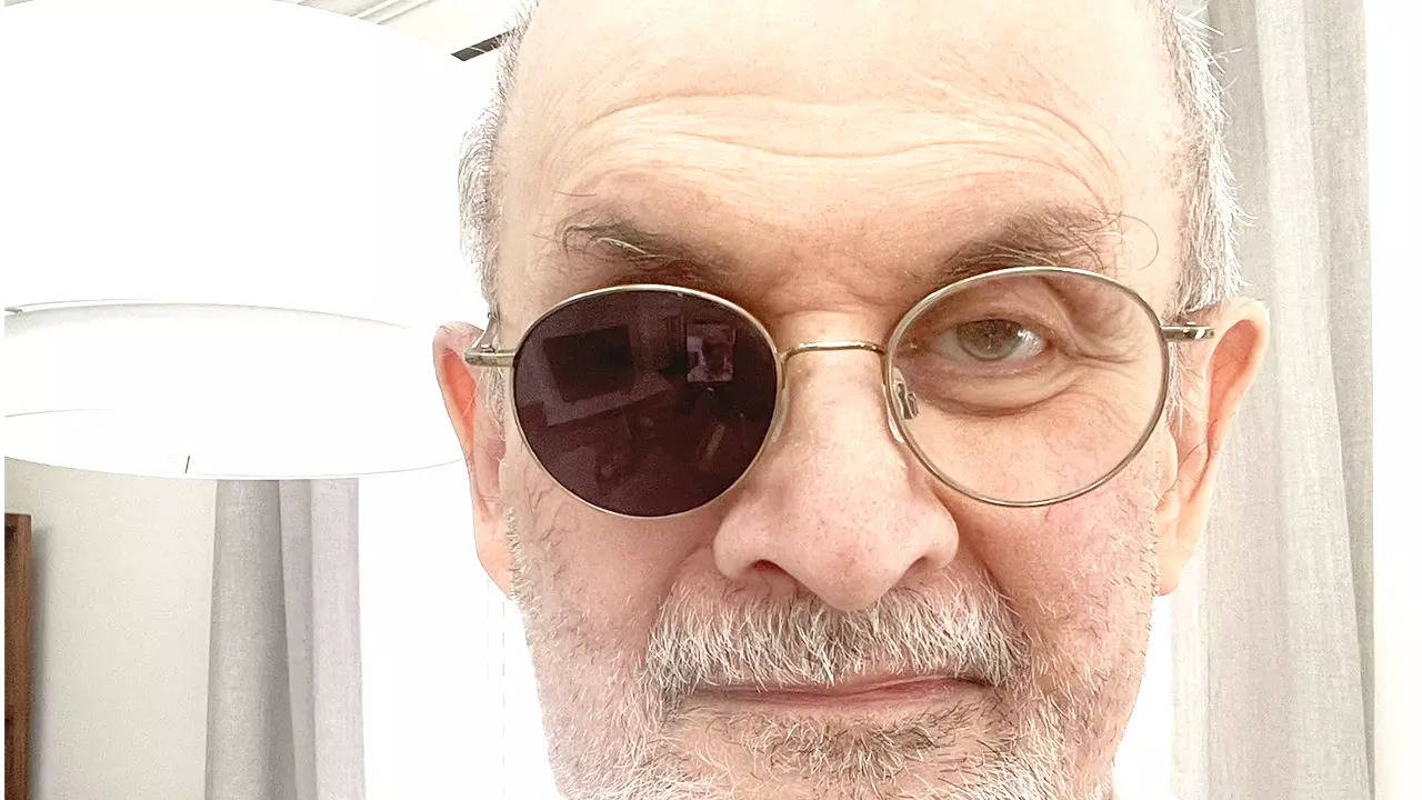 Salman Rushdie News