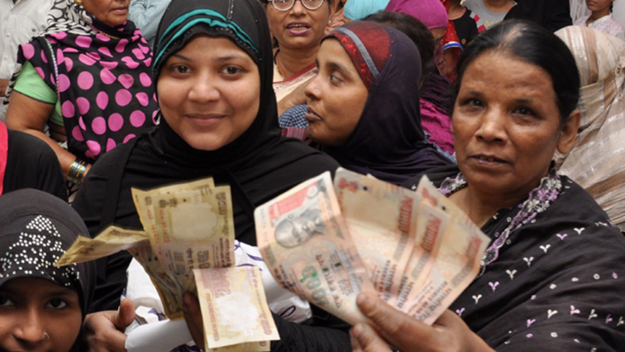 Five Reasons Why It Is Wrong To Compare Rs 2,000 Note