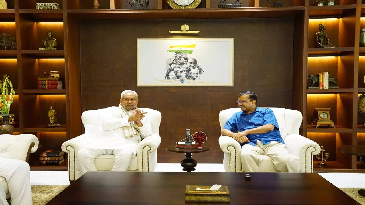 Arvind Kejriwal,Nitish Kumar, IAS Transfer Posting