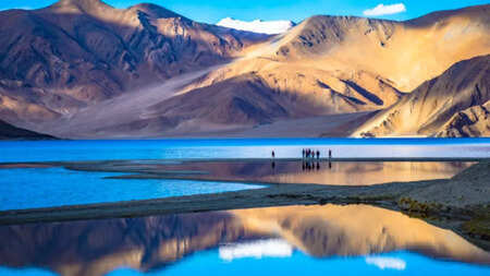 Best time and best place to visit in leh ladakh, leh ladakh jane ka sahi  samay aur ghoomne wali jagah - लेह लद्दाख घूमने का क्या है सही समय ? अभी  जानें