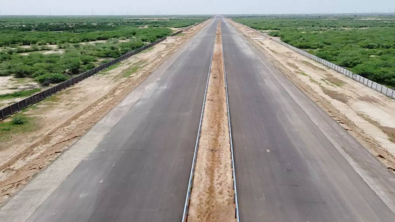 Amritsar Jamnagar expressway, Expressway latest news, National Highway, Nitin Gadkari