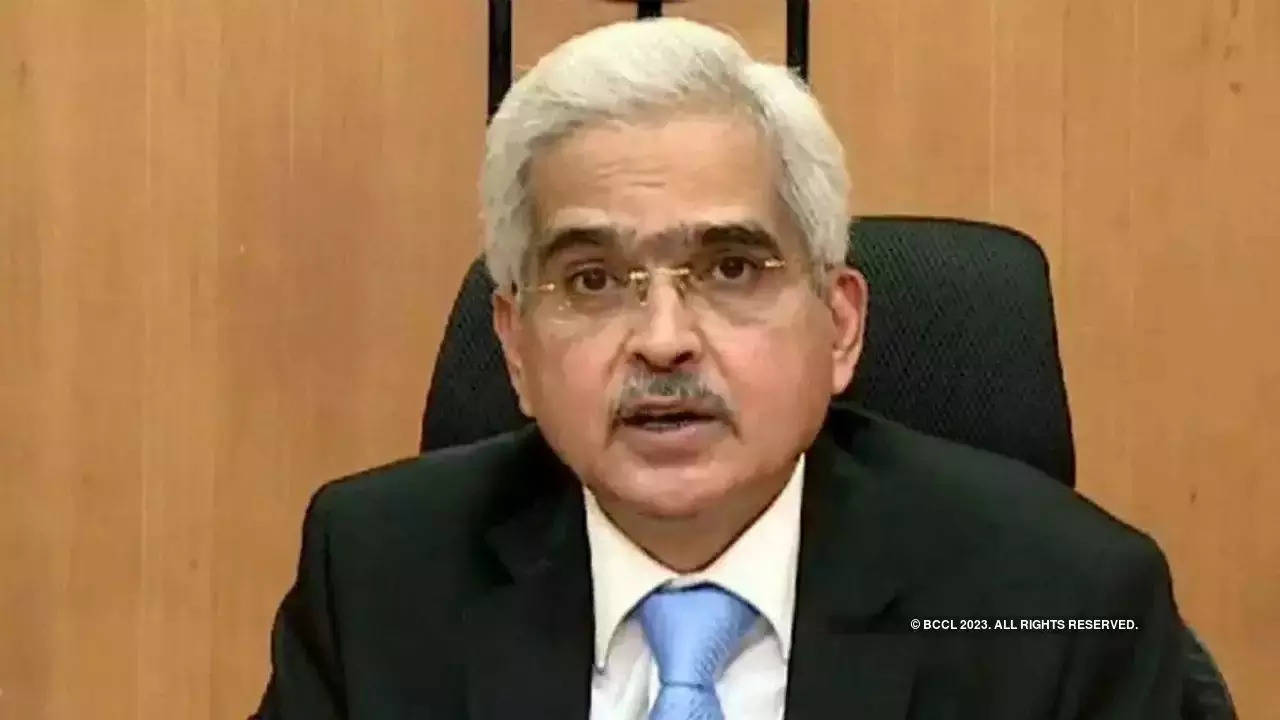 RBI Governor Shaktikant Das on 2000 Note Ban