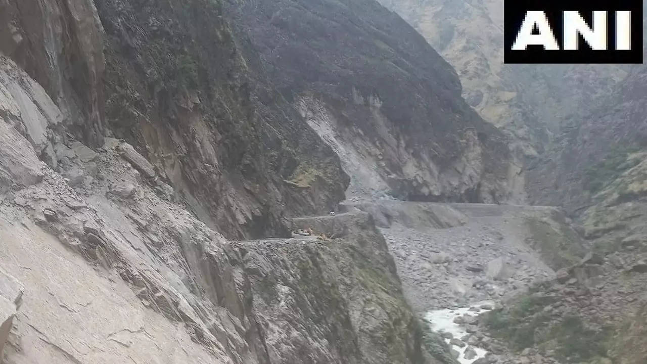 Pithoragarh landslide, Uttarakhand landslide, Lipulekh Tawaghat road