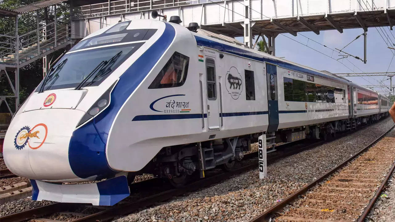 Mumbai Goa Vande Bharat Express train, Goa Mumbai Vande Bharat Fare