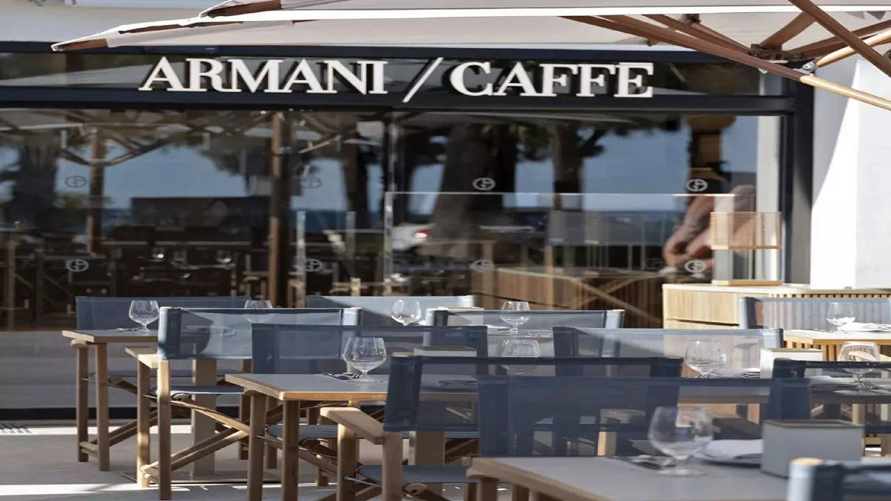 ARMANI CAFE