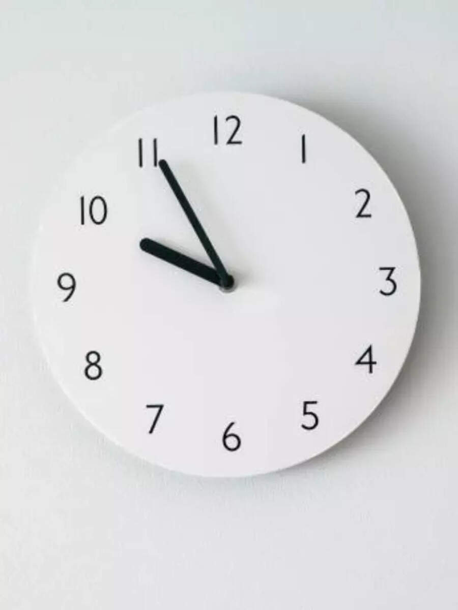 Put the clock in this direction in the house, your good time will start