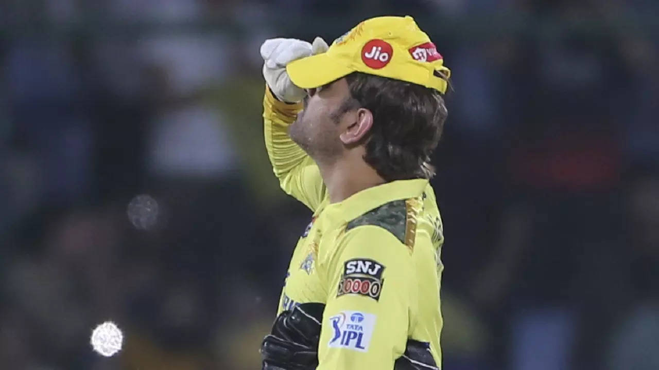 MS Dhoni retirement news sparks after CSK cryptic video tweet