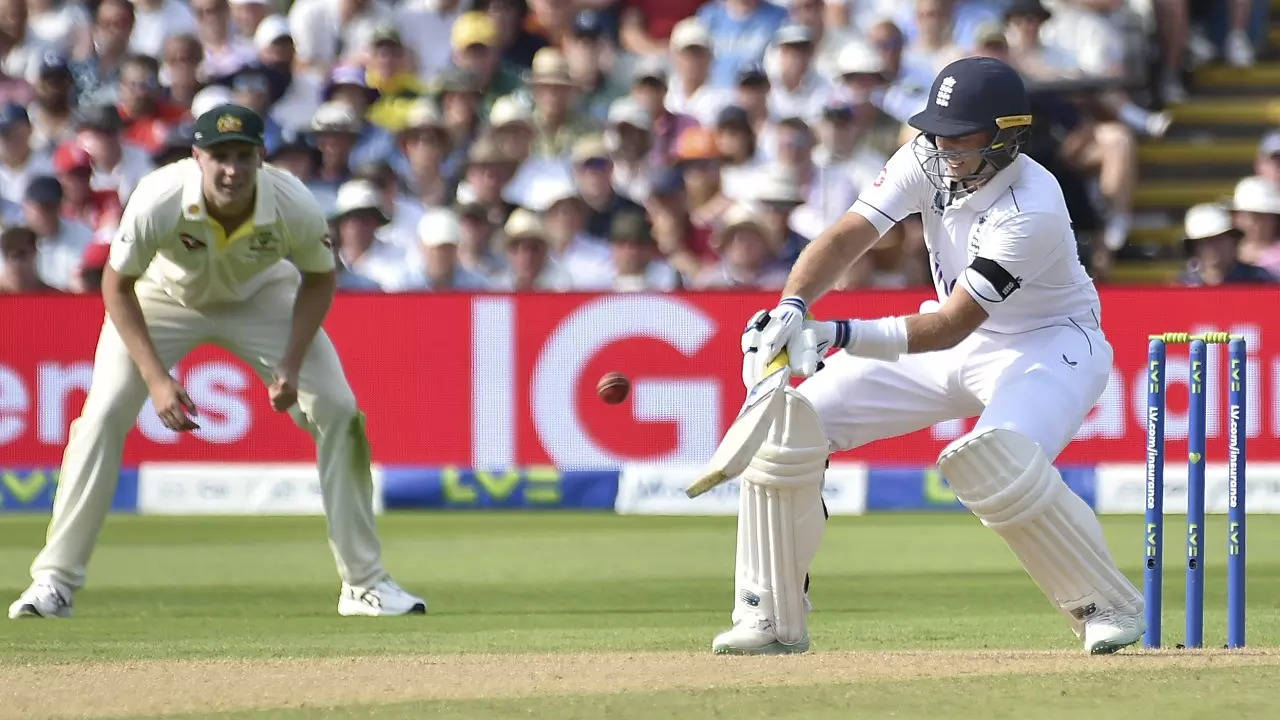 ENG vs AUS 1st Ashes Test, Joe Root hits reverse scoop six against Scott Boland