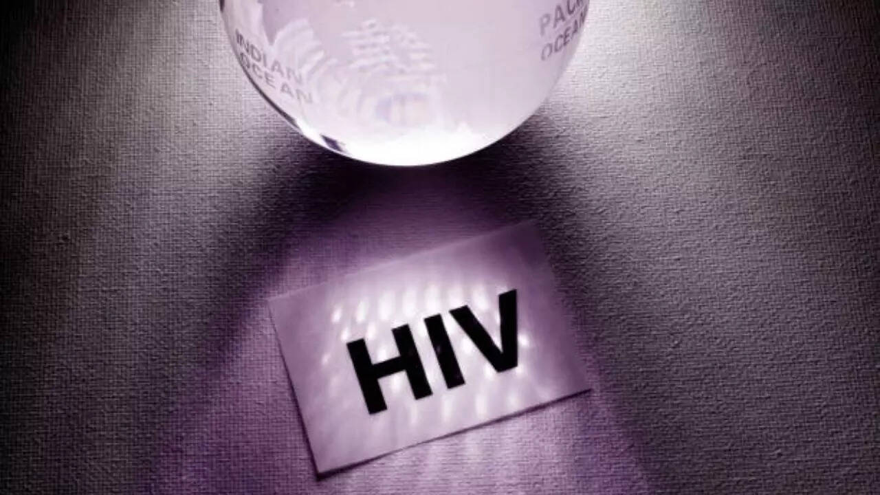 Study says HIV can lie dormant in the brain एचआईवी को लेकर स्टडी में