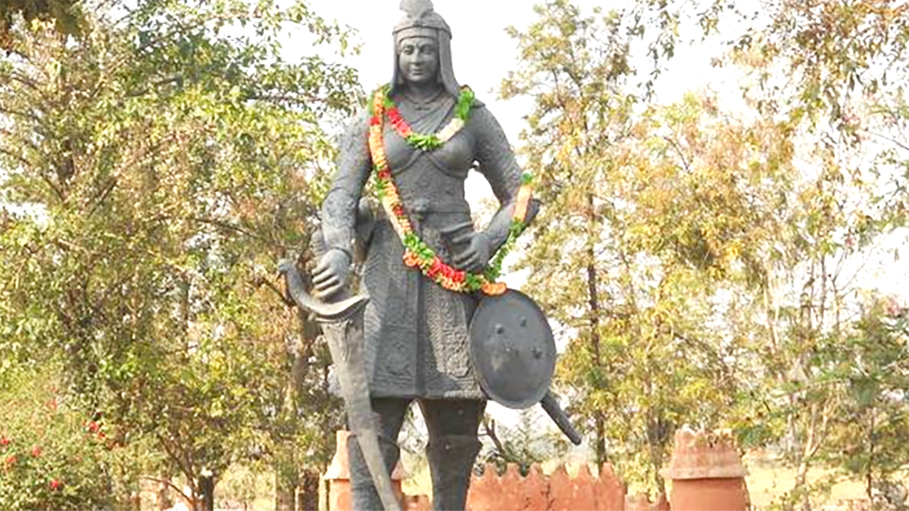 Rani Durgavatis Valor And Sacrifice