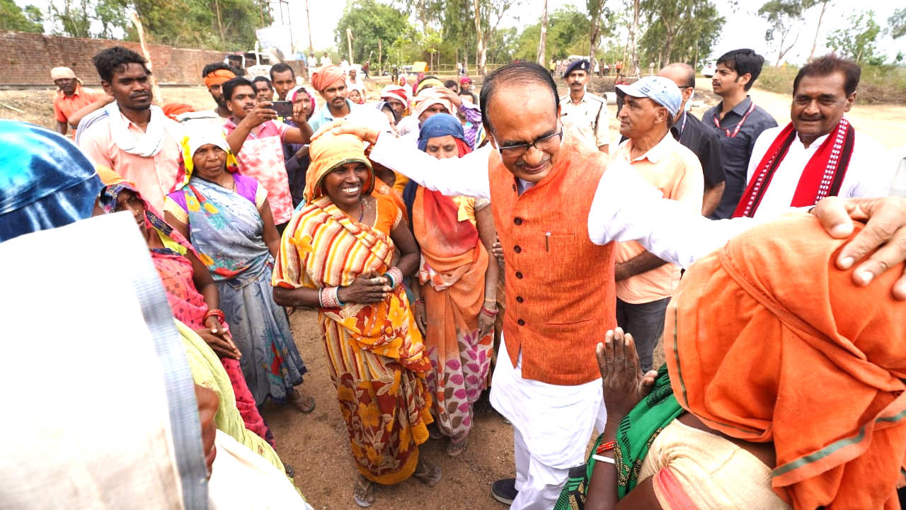 Shivraj Singh Chauhan Style in Shahdol Visit