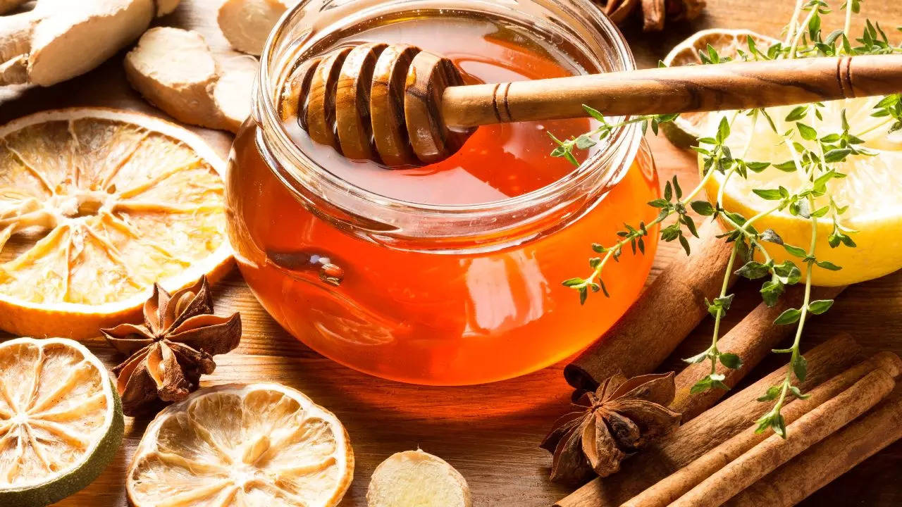 honey benefits,benefits of honey,health benefits of honey