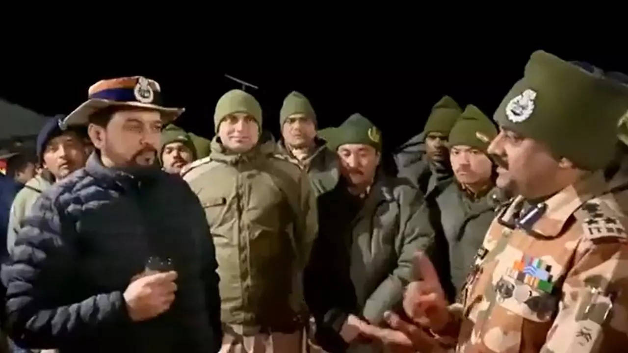 anurag thakur ladakh Visit, india china border, itbp jawan