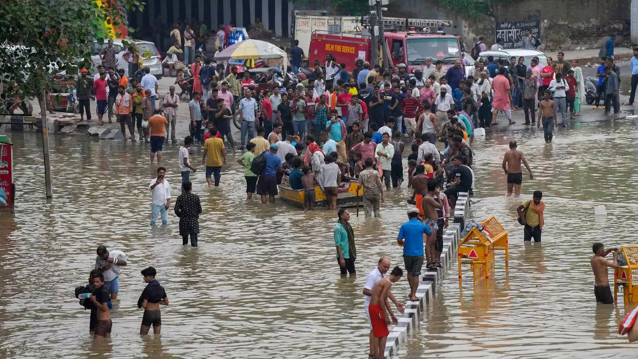 Delhi Rain Live Updates