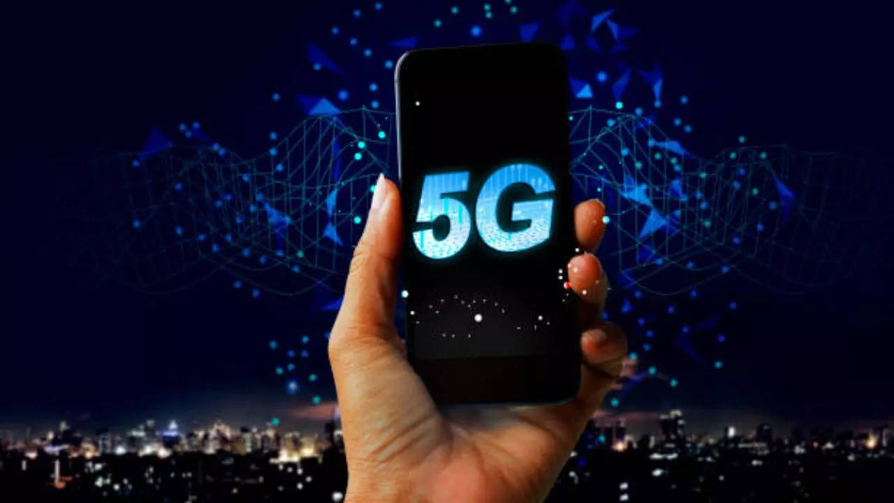 5G Smartphone Users In India