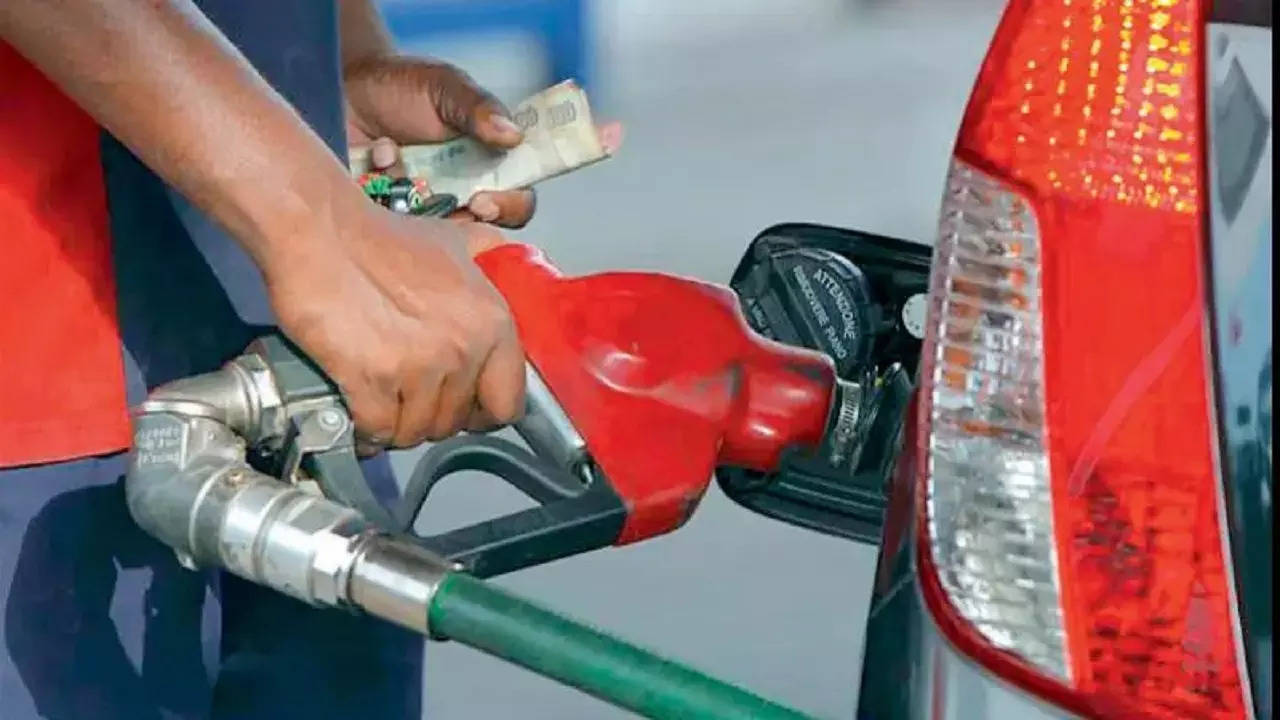 pakistan petrol price