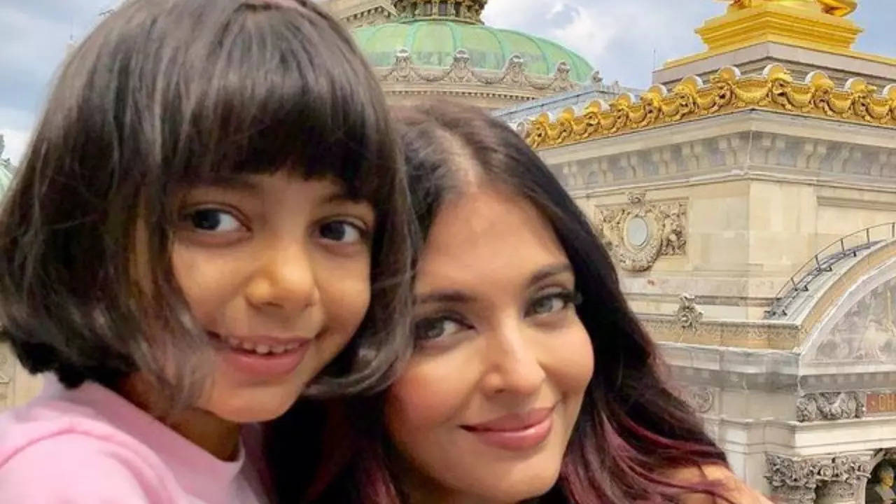 Aaradhya and Aishwarya Rai Bachchan, Aaradhya Bachchan, Aishwarya Rai Bachchan